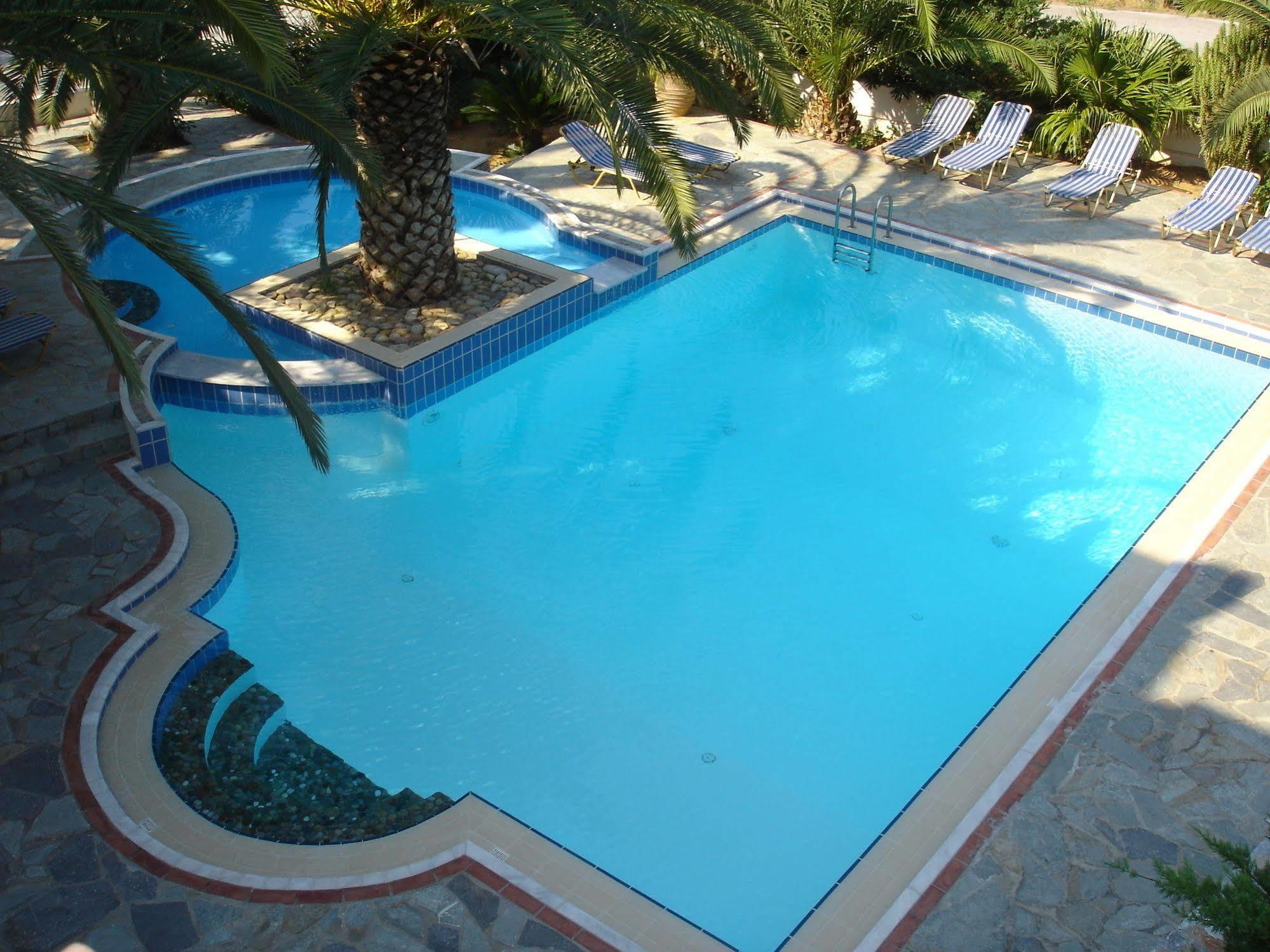 Maria Suites Platanés Exterior foto